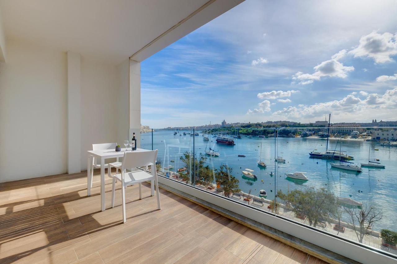 Superlative Apartment With Valletta And Harbour Views Sliema Exterior foto